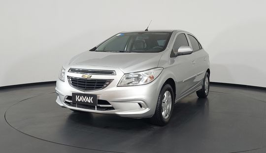 Chevrolet Onix MPFI LT-2016