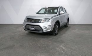 Suzuki • Vitara