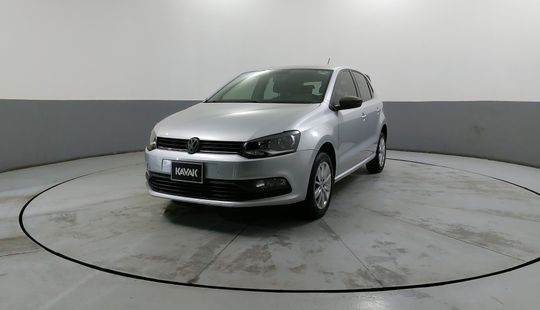 Volkswagen • Polo