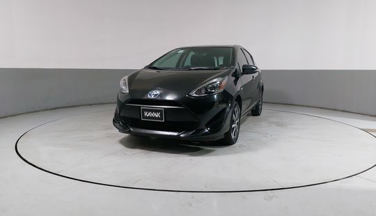 Toyota • Prius C