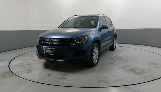 Volkswagen • Tiguan