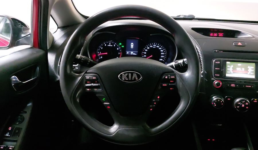 Kia Forte 2.0 EX AT Sedan 2016