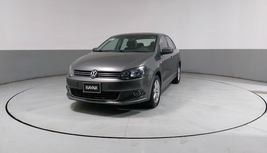 Volkswagen • Vento