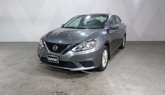 Nissan • Sentra