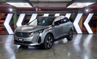 Peugeot • 3008