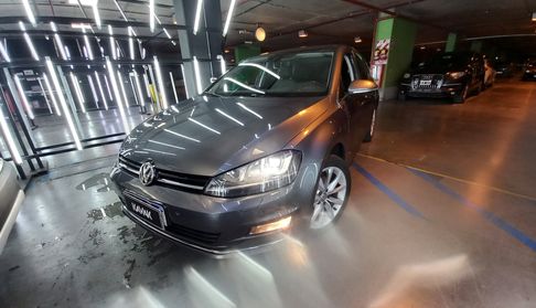 Volkswagen Golf 1.4 HIGHLINE TSI DSG Hatchback 2017