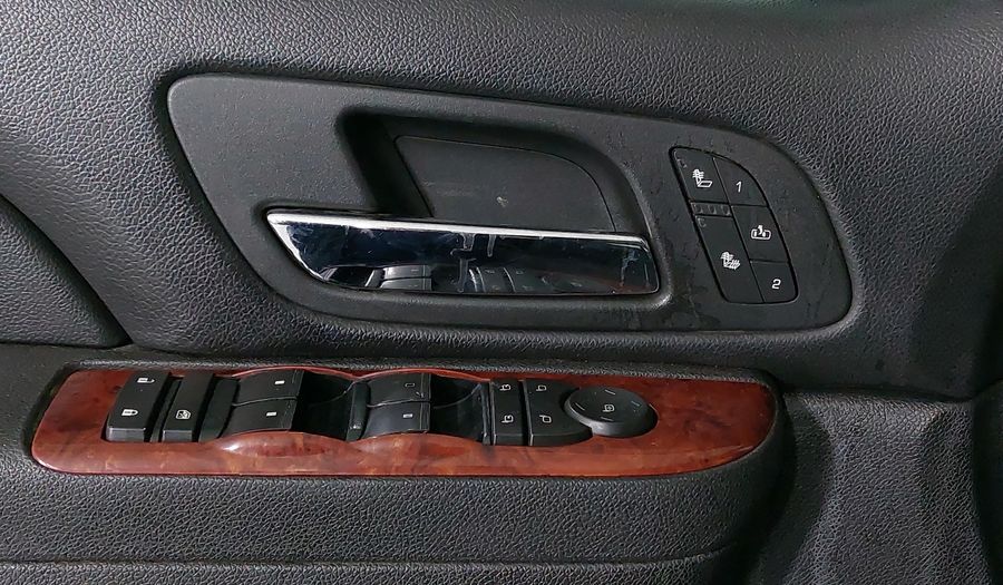 Chevrolet Suburban 5.3 D 4X4 PIEL DVD QUEMACOCOS Suv 2011