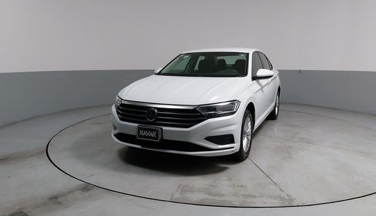 Volkswagen • Jetta