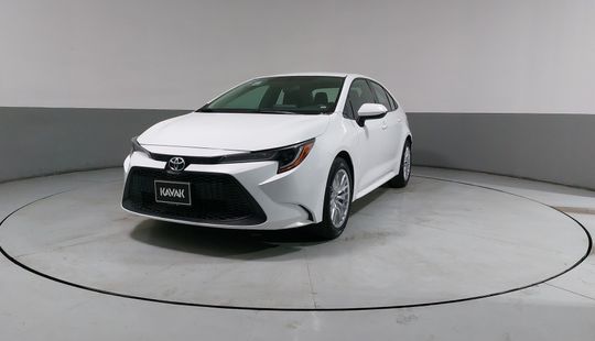 Toyota • Corolla