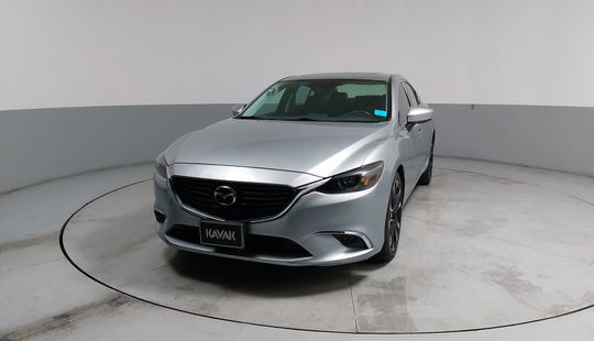 Mazda • Mazda 6