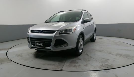 Ford • Escape