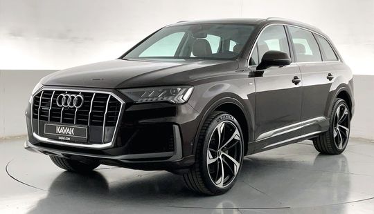 أودي كيو7 55 TFSI quattro S-Line-2021