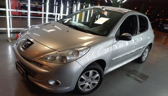 Peugeot • 207