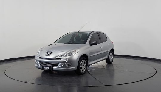 Peugeot • 207