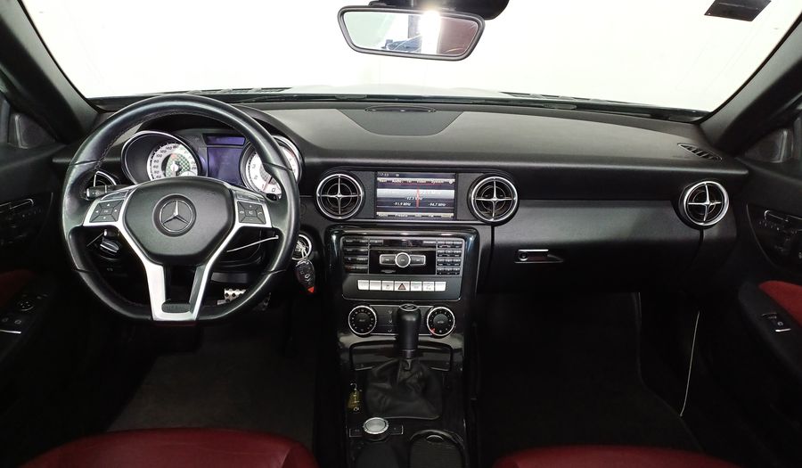 Mercedes Benz Clase Slk 1.8 SLK 200 CGI AT Convertible 2014