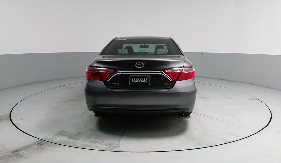 Toyota Camry 2.5 XLE NAVI L4 AT Sedan 2017