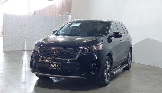 Kia • Sorento