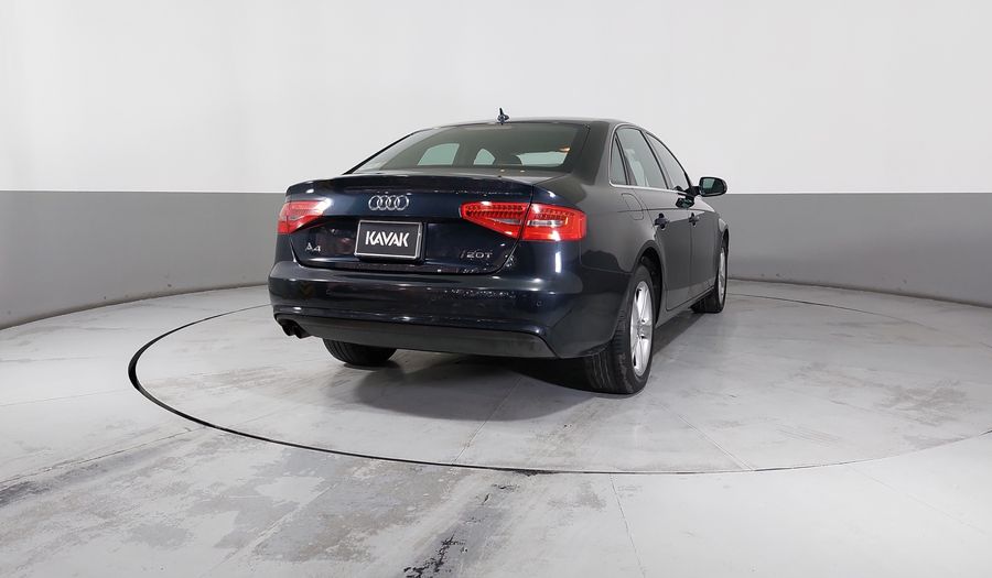 Audi A4 2.0 TFSI LUXURY MULTITRONIC Sedan 2013