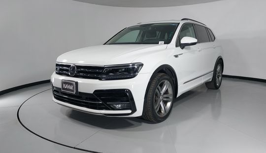 Volkswagen • Tiguan