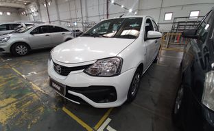 Toyota • Etios