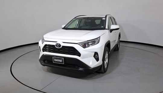 Toyota • RAV4