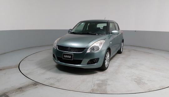 Suzuki • Swift