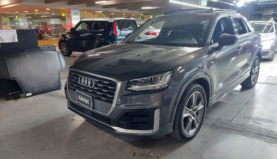 Audi • Q2