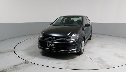 Volkswagen • Vento