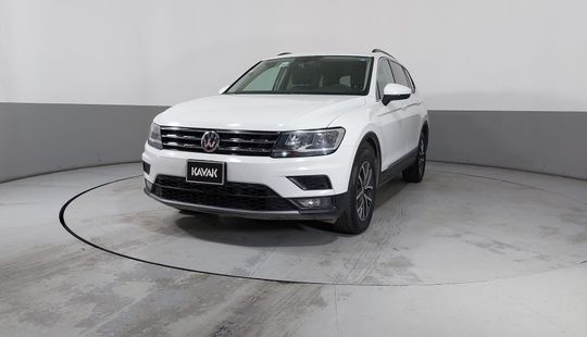 Volkswagen • Tiguan