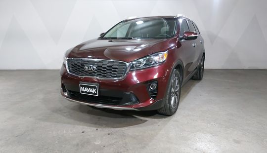 Kia • Sorento