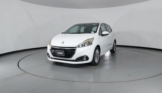 Peugeot • 208