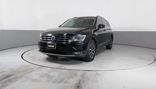 Volkswagen • Tiguan