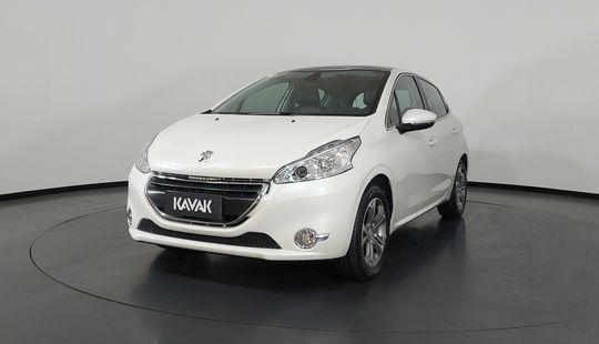 Peugeot • 208