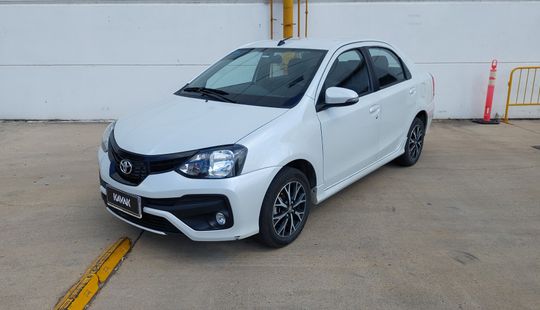 Toyota • Etios