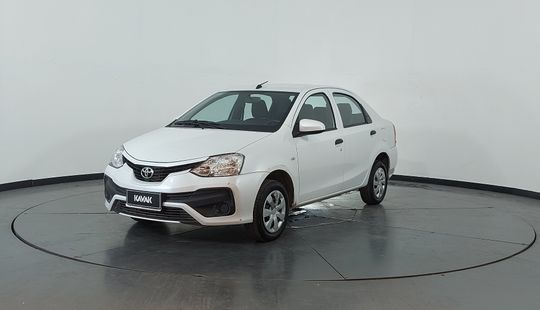 Toyota • Etios