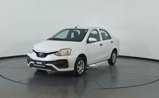 Toyota • Etios