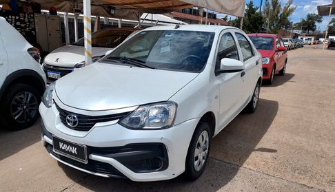 Toyota Etios 1.5 X MT Sedan 2023