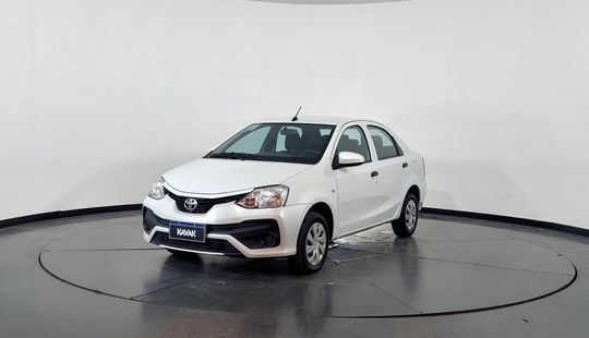 Toyota • Etios