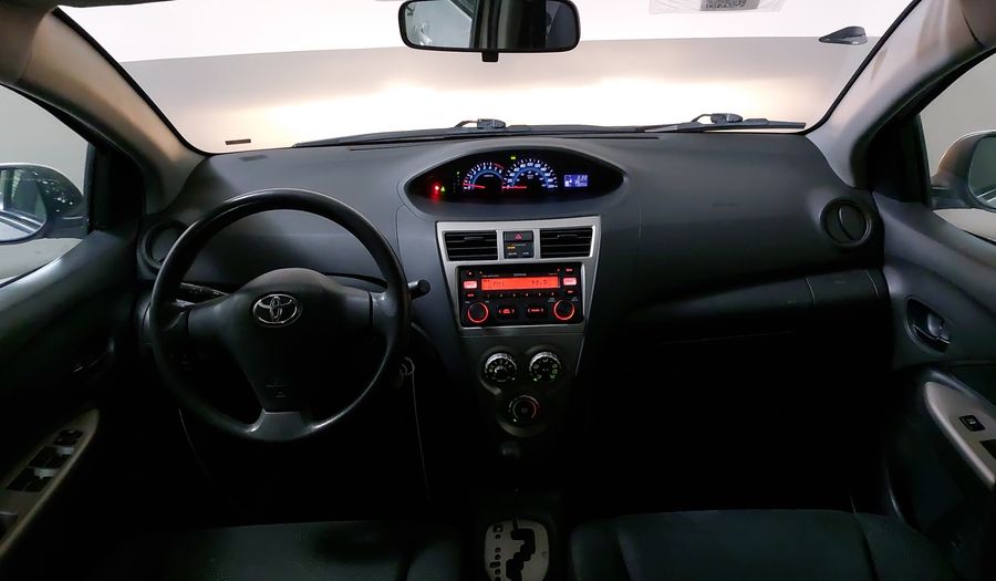 Toyota Yaris 1.5 SEDAN PREMIUM AT Sedan 2014