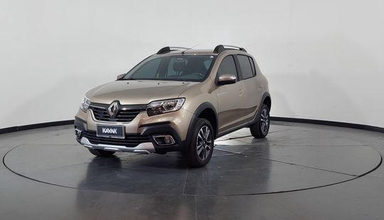 Renault • Sandero Stepway