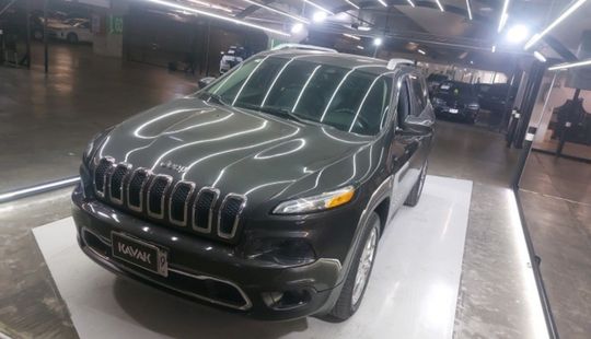 Jeep • Cherokee