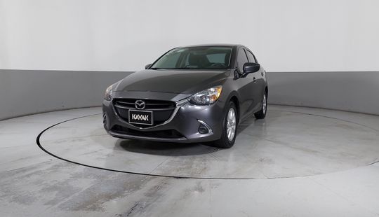 Mazda • Mazda 2