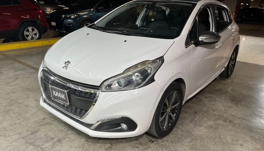 Peugeot • 208