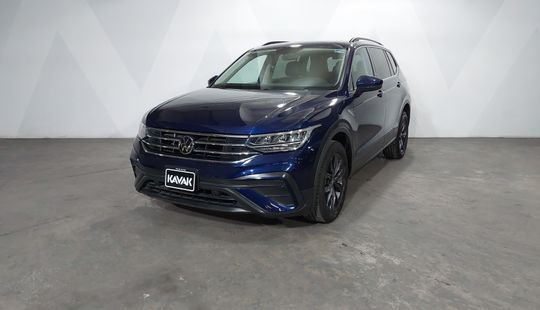 Volkswagen • Tiguan