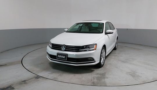 Volkswagen • Jetta