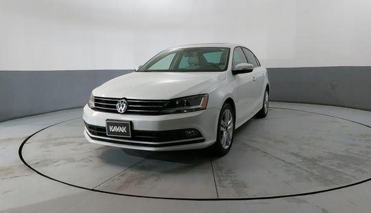 Volkswagen • Jetta