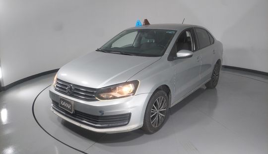 Volkswagen • Vento