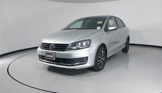 Volkswagen • Vento