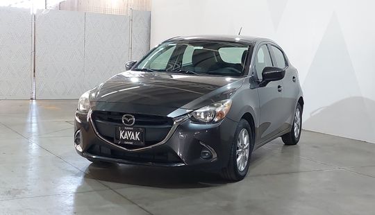 Mazda • Mazda 2