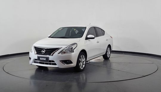 Nissan Versa 1.6 ADVANCE MT-2017